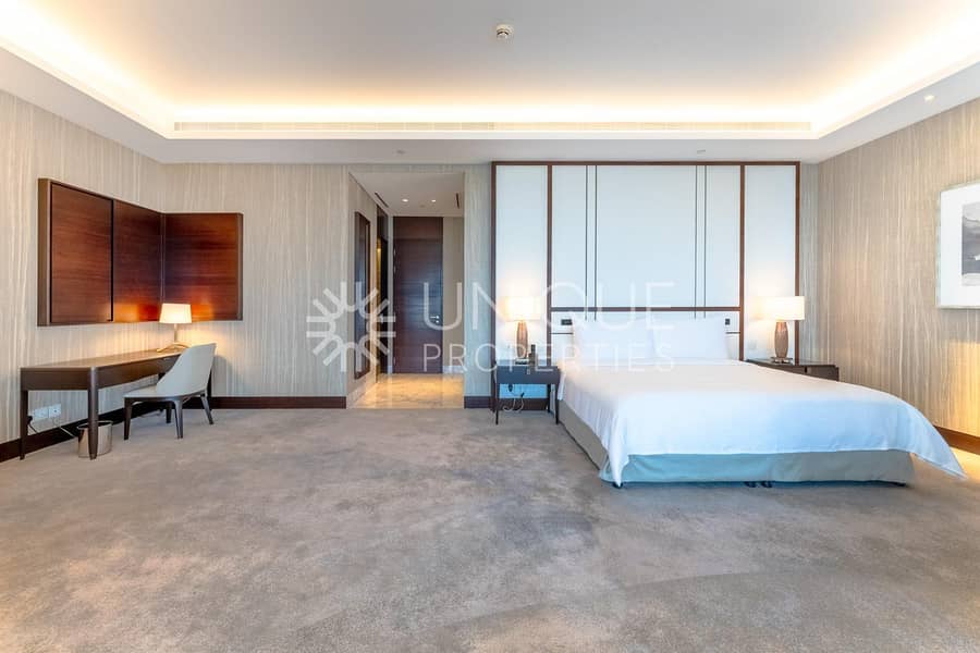 Luxury Furnished | Burj Khalifa View | High Floor - Image 21