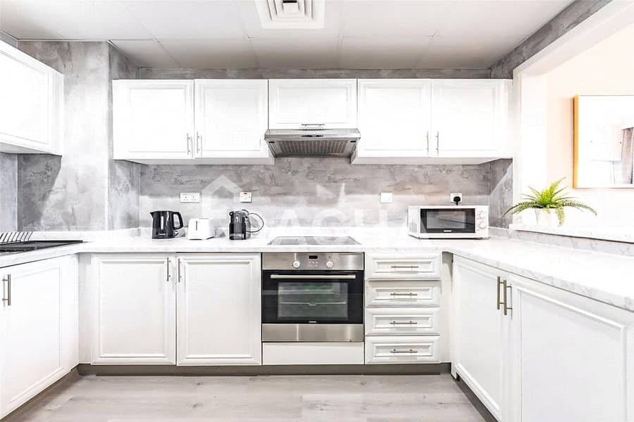 Fully Upgraded | Full Sea View | Modern