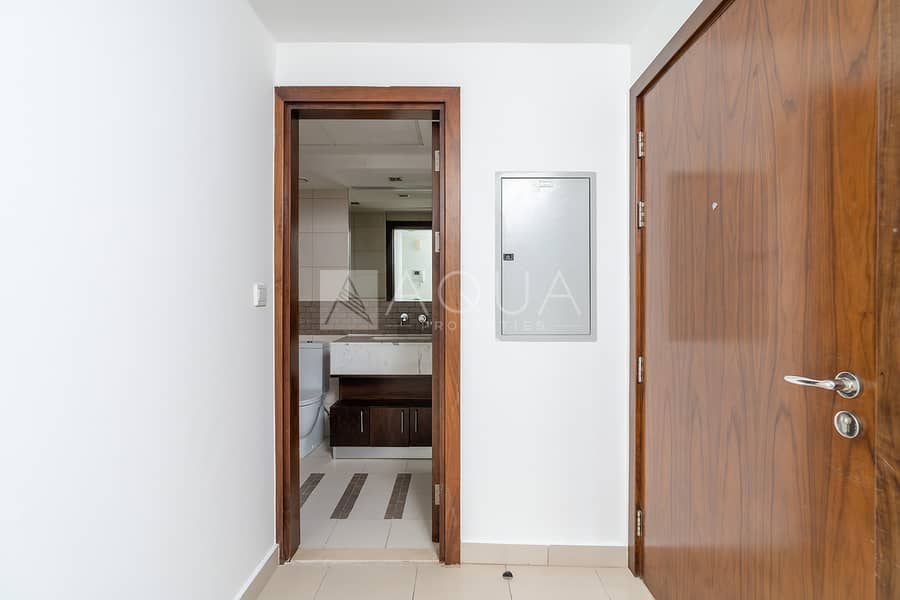 Vacant | Investment | Full Marina View - Image 7