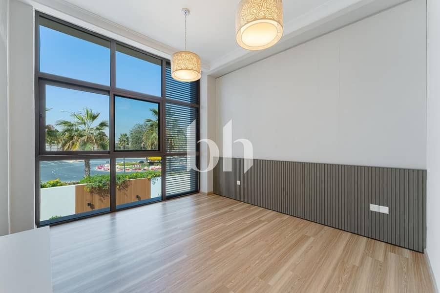 All Ensuite BR | Corner Unit | Fully Upgraded Home - Image 14