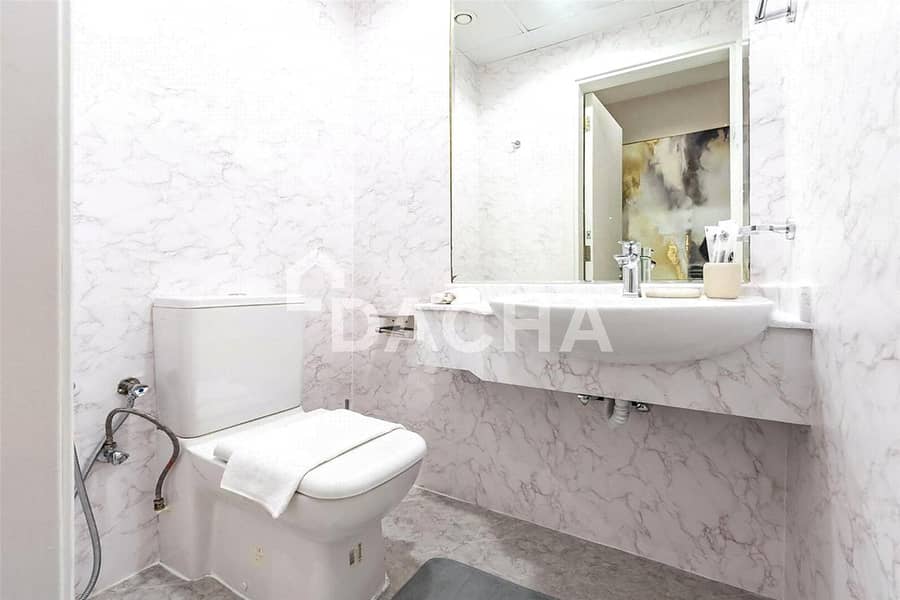 Fully Upgraded | Full Sea View | Modern - Image 10