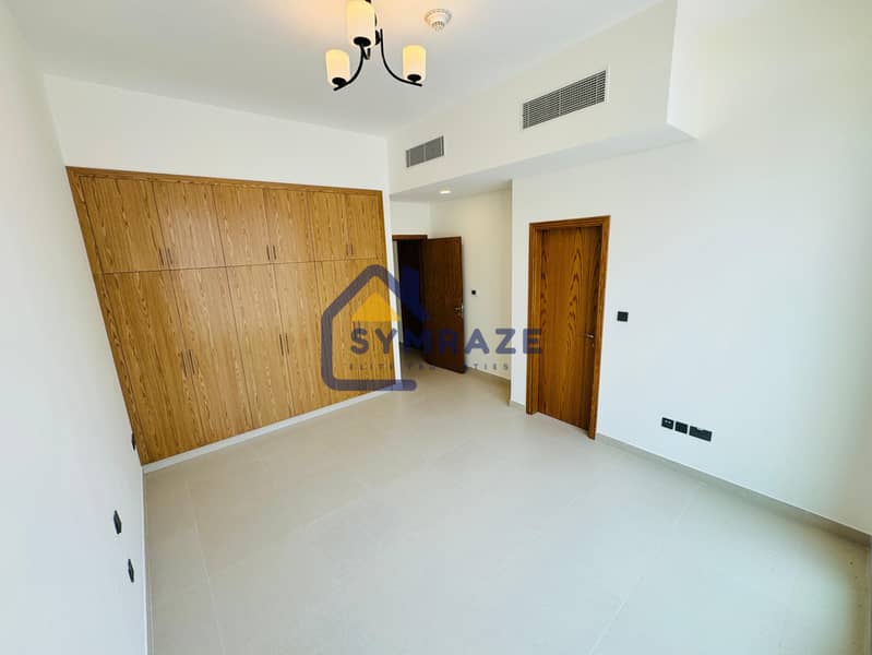 2024 Built | 3bed + Maids Room | Bright & Spacious Villa - Image 9