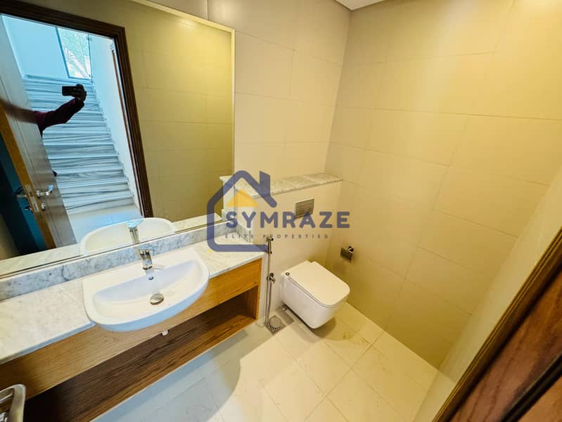 2024 Built | 3bed + Maids Room | Bright & Spacious Villa - Image 10