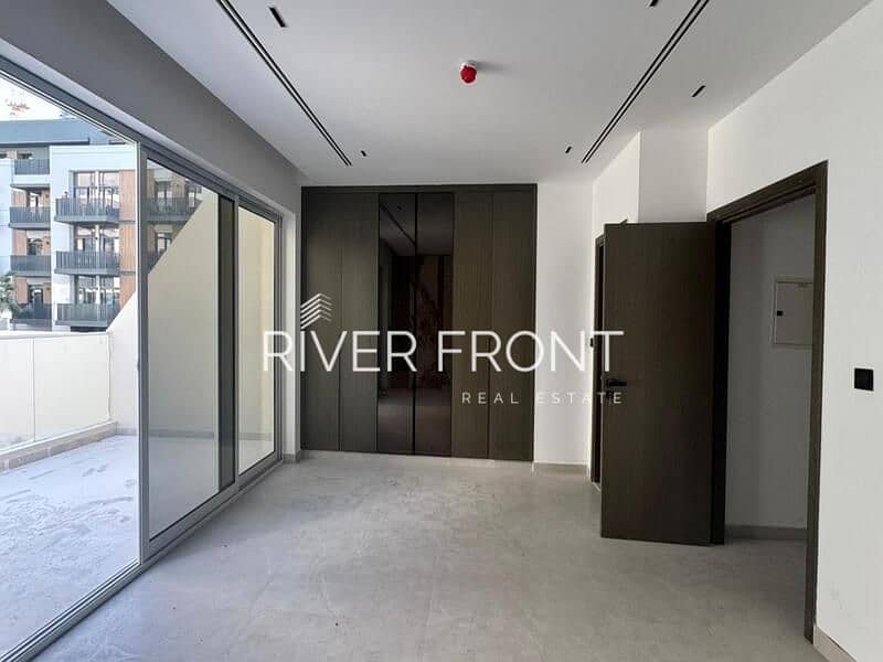 Ideal Investment | Park Facing | Strong Return