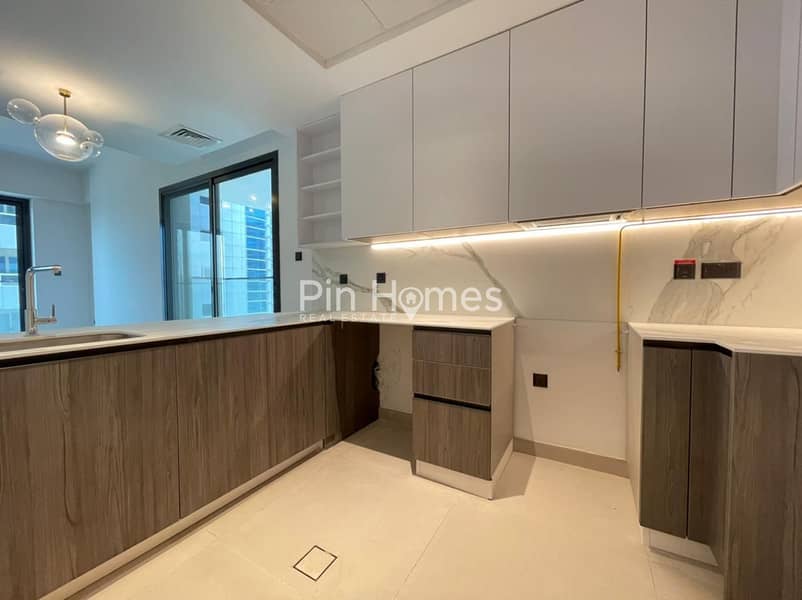 Spacious Layout | Prime Location | With Balcony - Image 8