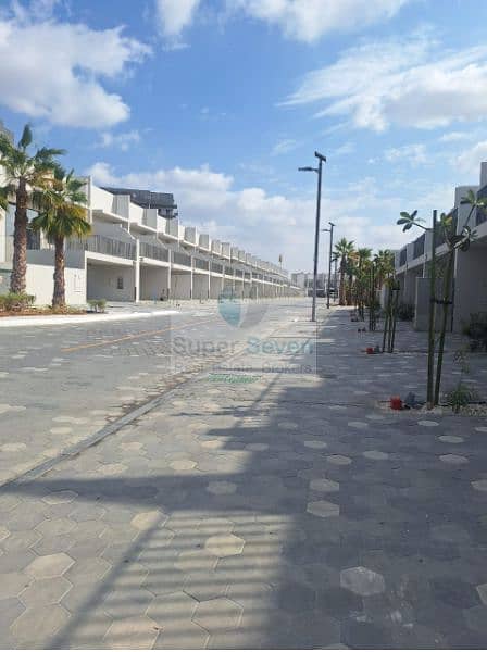 2 Bedroom plus maid room Good location