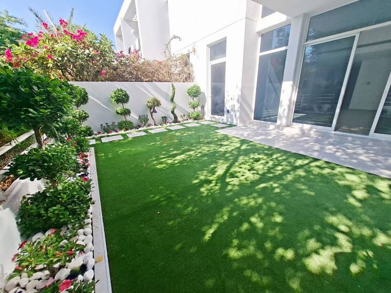 Fresh Garden |Spacious |Single Row |Full Privacy