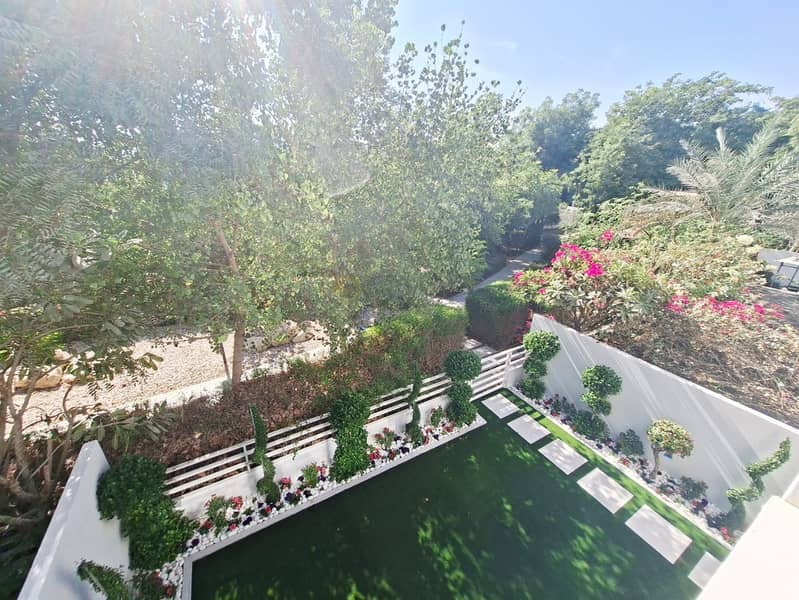 Fresh Garden |Spacious |Single Row |Full Privacy - Image 8