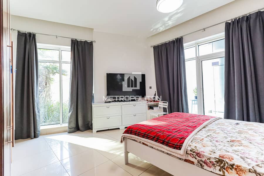 Fully Upgraded Duplex | Premium Amenities| Maids - Image 27