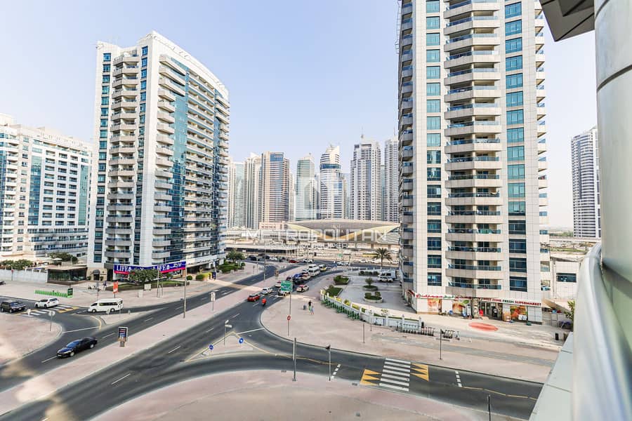 Fully Upgraded Duplex | Premium Amenities| Maids - Image 37