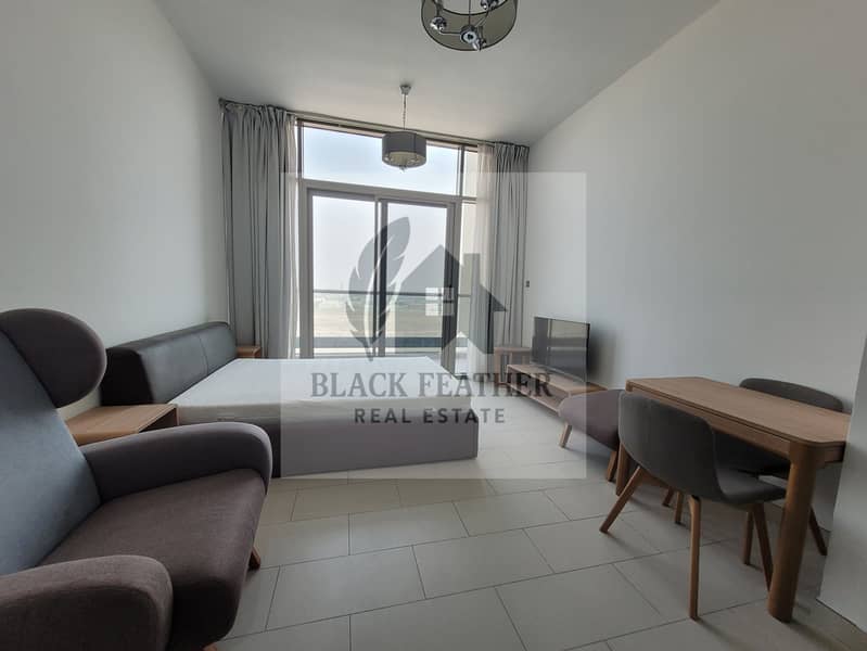 FREE CHILLR // LARGE FURNISHED STUDIO // VACANT // NEAR TO METRO