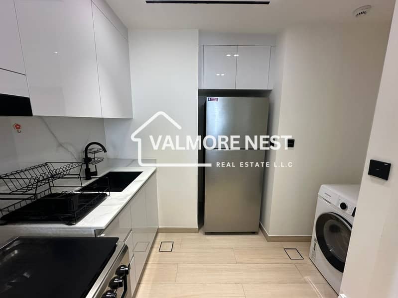 Premium furnished unit with great amenity I Modern & elegance I Prime spot - Image 6