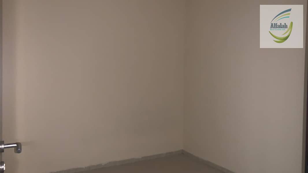 5 WhatsApp Image 2025-12-09 at 1.34. 29 PM (1). jpeg