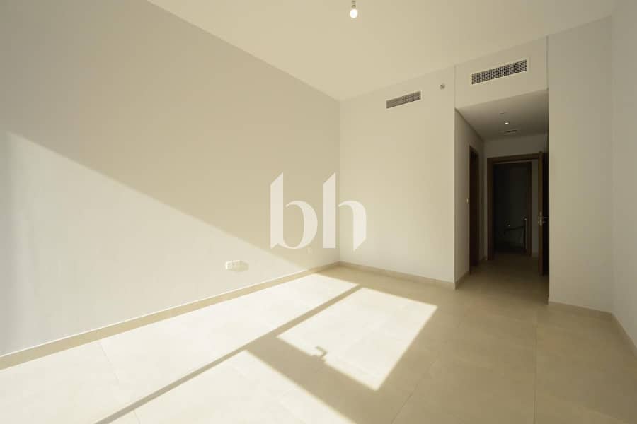 Spacious 2 Bedroom | Ready Now | Amazing Amenities - Image 8