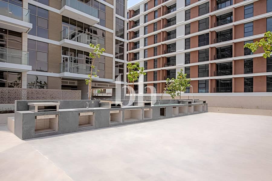 Spacious 2 Bedroom | Ready Now | Amazing Amenities - Image 20