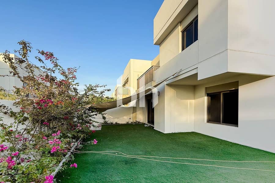 Corner Unit | Available Now | Prime Location - Image 6