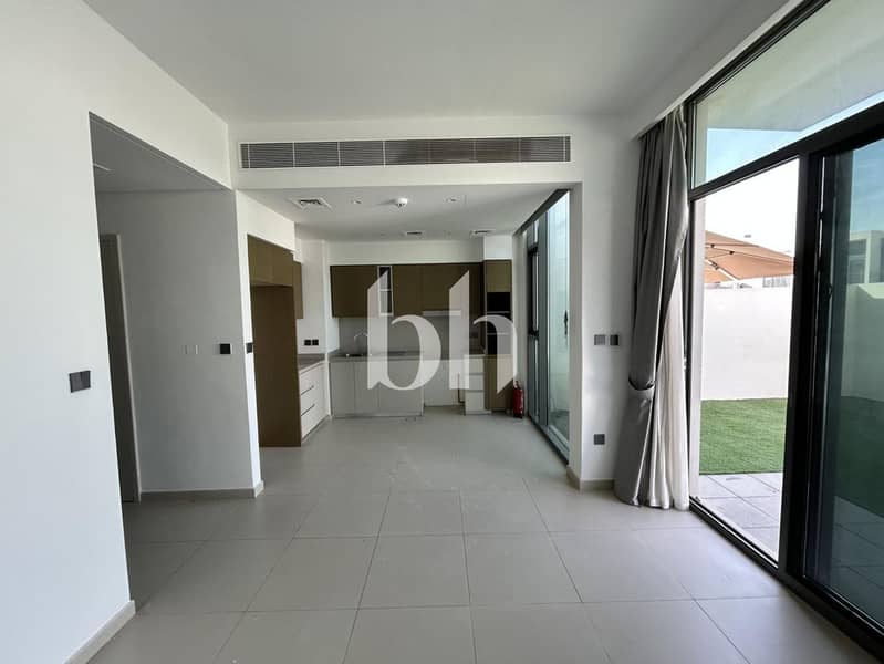 Park Facing | Single Row | Vacant Now | Flex Cheqs