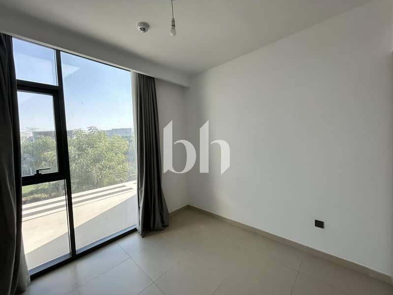 Park Facing | Single Row | Vacant Now | Flex Cheqs - Image 15