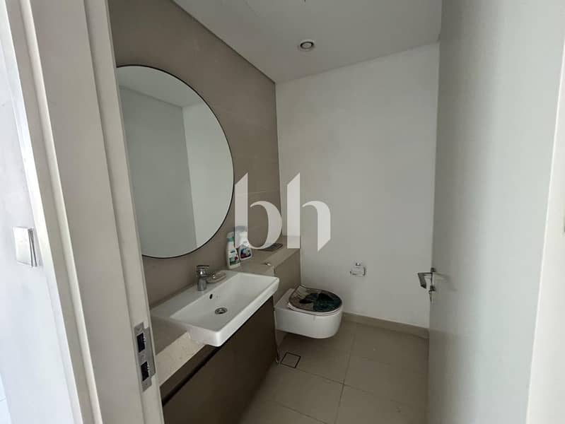 Park Facing | Single Row | Vacant Now | Flex Cheqs - Image 29