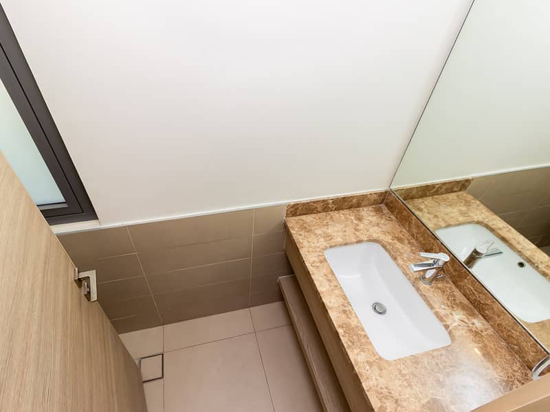 Single Row / Vacant / Swimming Pool / 3BR + Maid - Image 7