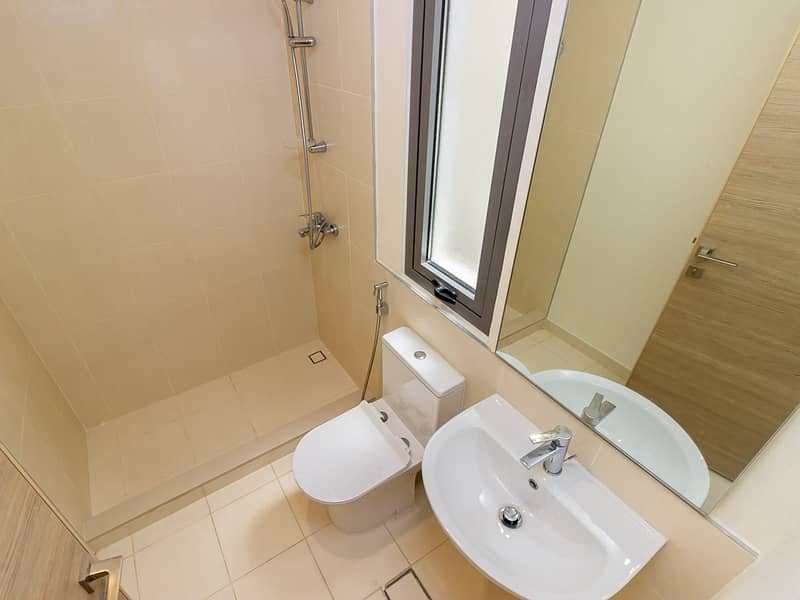 Single Row / Vacant / Swimming Pool / 3BR + Maid - Image 14