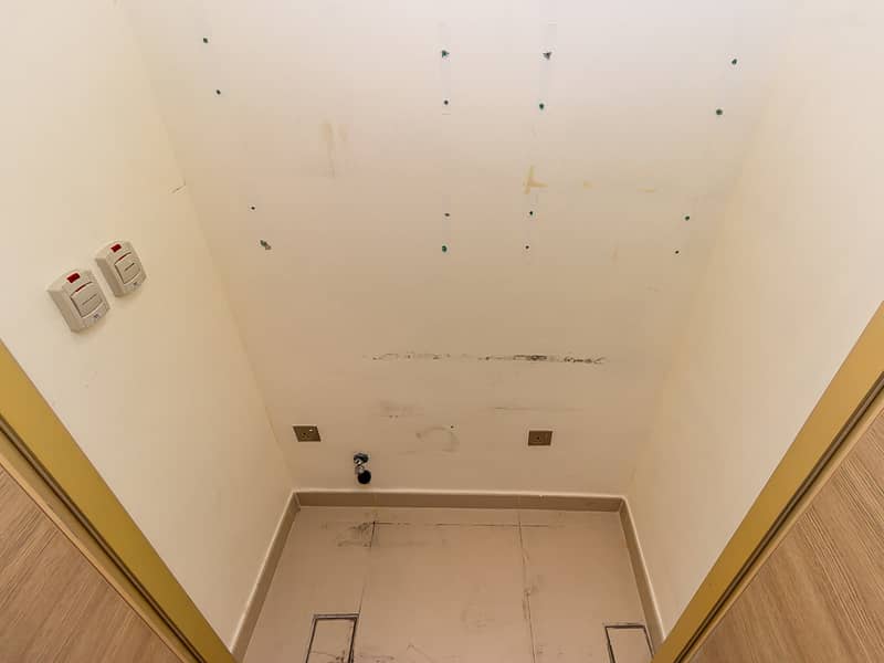 Single Row / Vacant / Swimming Pool / 3BR + Maid - Image 15