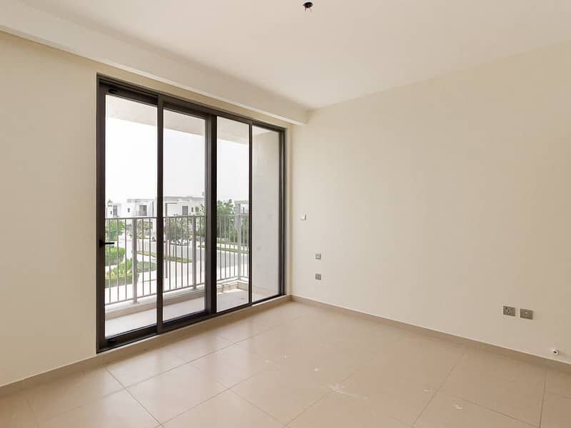 Single Row / Vacant / Swimming Pool / 3BR + Maid - Image 17