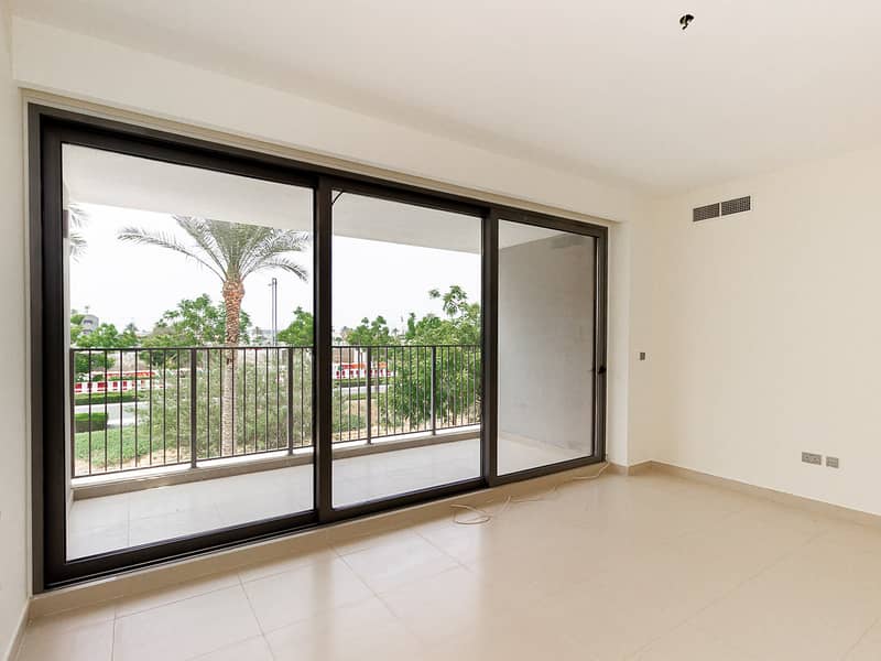 Single Row / Vacant / Swimming Pool / 3BR + Maid - Image 19