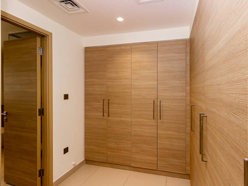 Single Row / Vacant / Swimming Pool / 3BR + Maid - Image 20