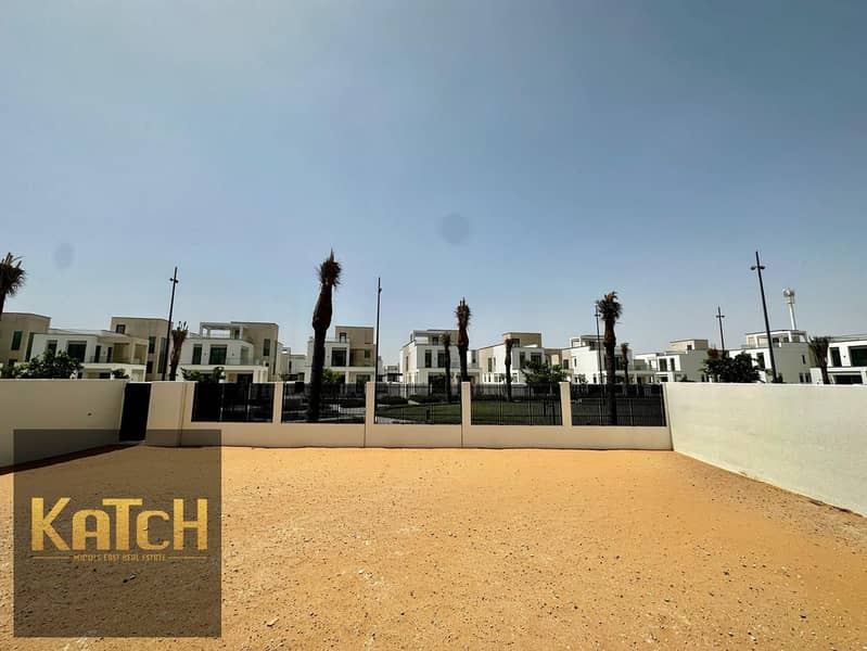 Spacious 4BR Villa with Maid’s Room | Chiller-Free | Maintenance-Free - Image 19