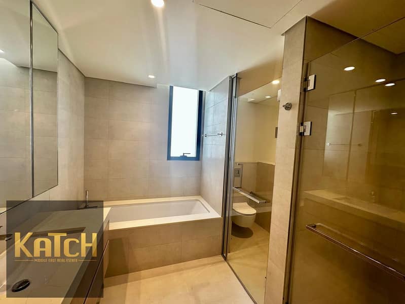 Spacious 4BR Villa with Maid’s Room | Chiller-Free | Maintenance-Free - Image 33