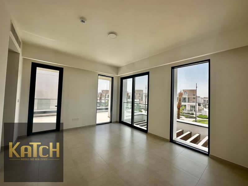 Spacious 4BR Villa with Maid’s Room | Chiller-Free | Maintenance-Free - Image 37