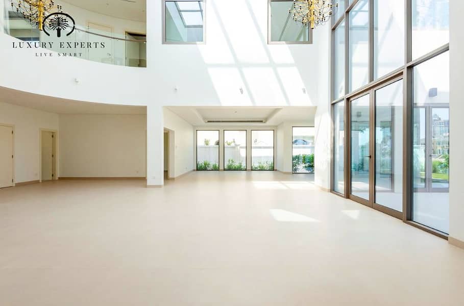 Marina View | 6BR Beachfront Villa | Modern