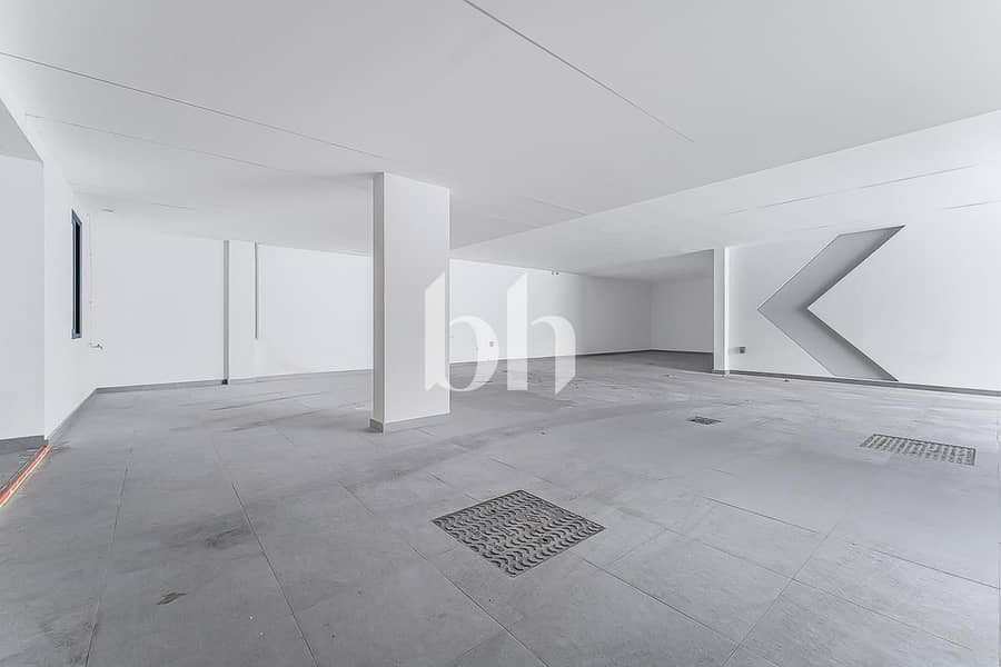 Luxury Villa | Basement Parking | Private Pool - Image 18