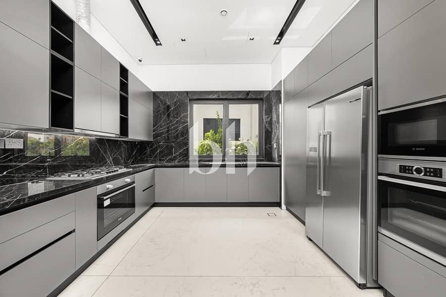 Luxury Villa | Basement Parking | Private Pool - Image 25