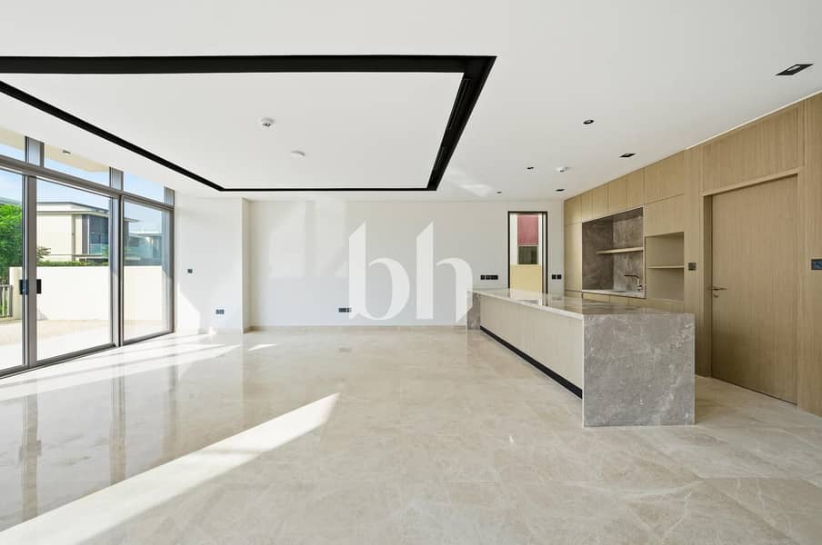 Corner Unit | Brand New | Roof Terrace