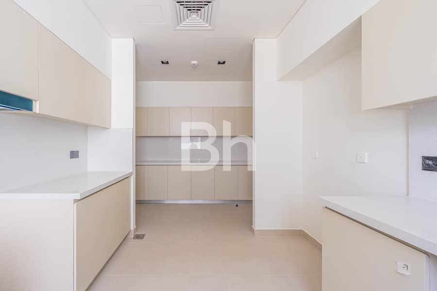 Brand New | Park Backing | Garden Suite | - Image 24