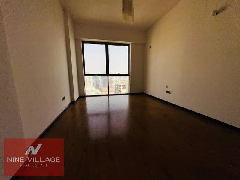 PRIME LOCATION CHILLER FREE FREE HOLD - Image 7