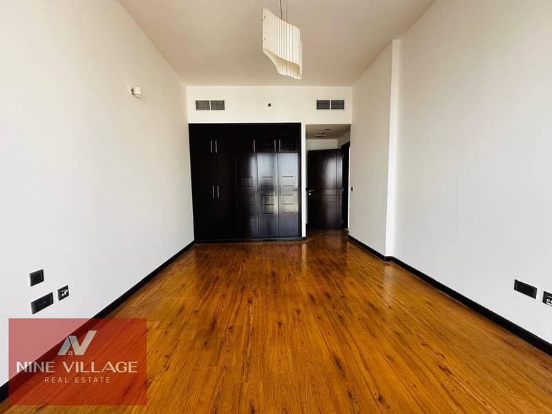 PRIME LOCATION CHILLER FREE FREE HOLD - Image 10