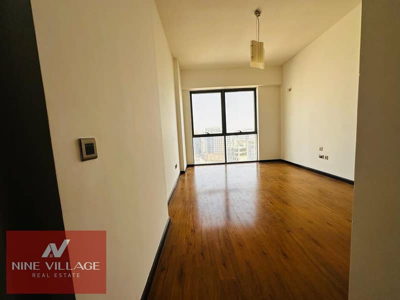 PRIME LOCATION CHILLER FREE FREE HOLD - Image 12