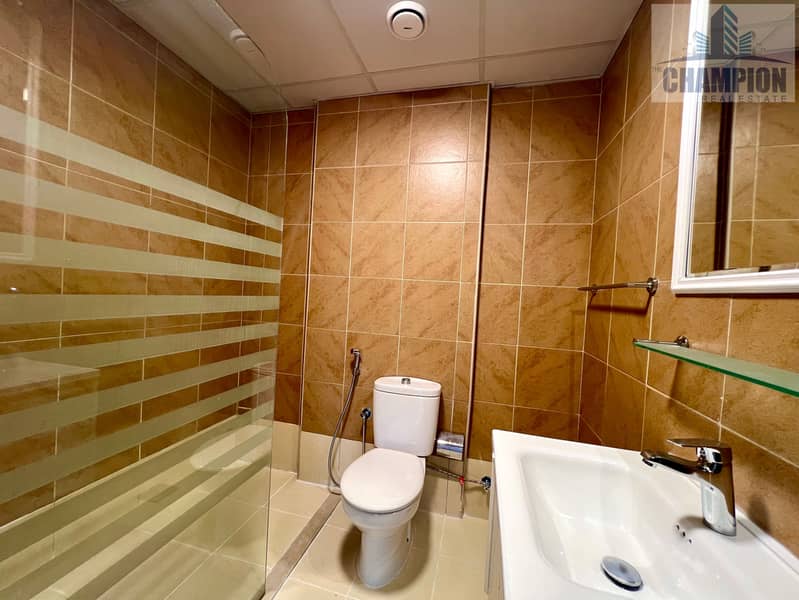 SPACIOUS 1 Bhk || Luxuary Finished || Full Faility|| - Image 11