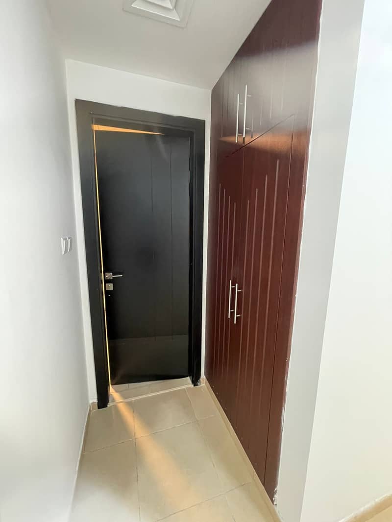 Charming 2 BR i: Open View & Modern Comforts - Image 10