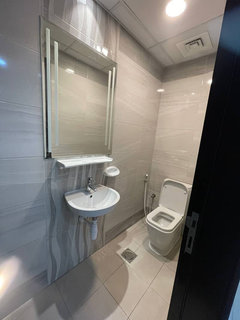 Charming 2 BR i: Open View & Modern Comforts - Image 13