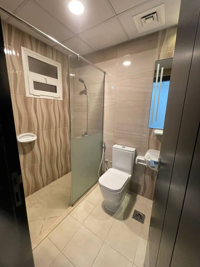 Charming 2 BR i: Open View & Modern Comforts - Image 15