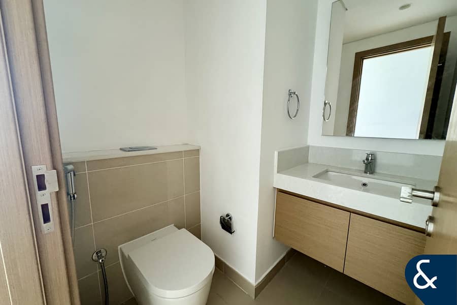 BEST PRICE | High Floor | Sea Views - Image 12