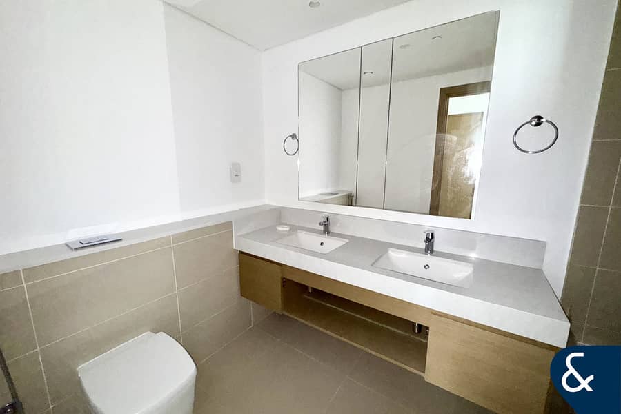 BEST PRICE | High Floor | Sea Views - Image 15