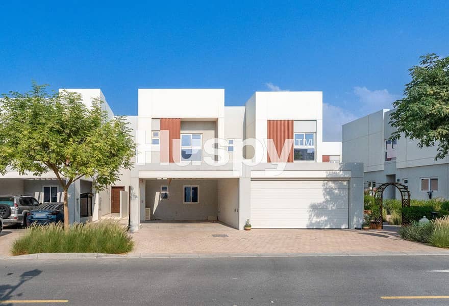 Vacant | Exclusive | Near Amenities