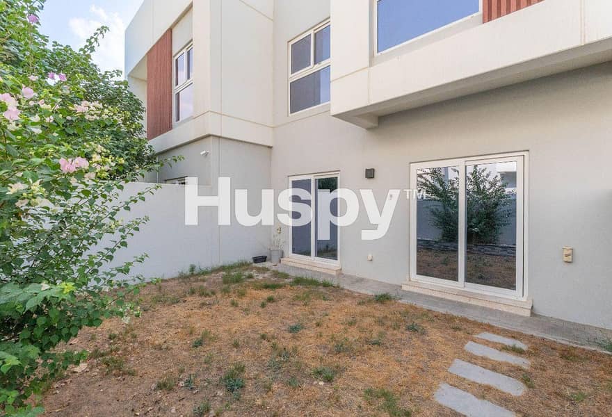 Vacant | Exclusive | Near Amenities - Image 11