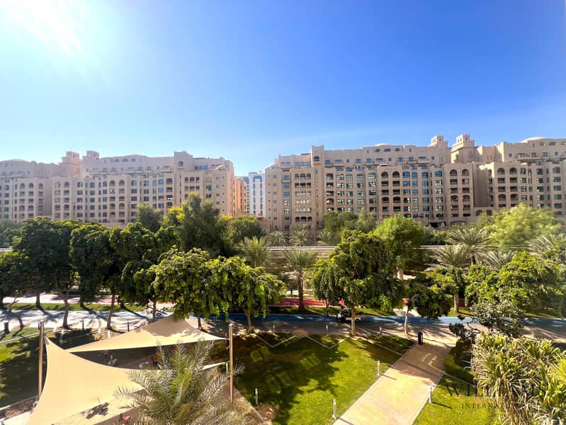 Park-Facing | Beach Access |Spacious Family Layout