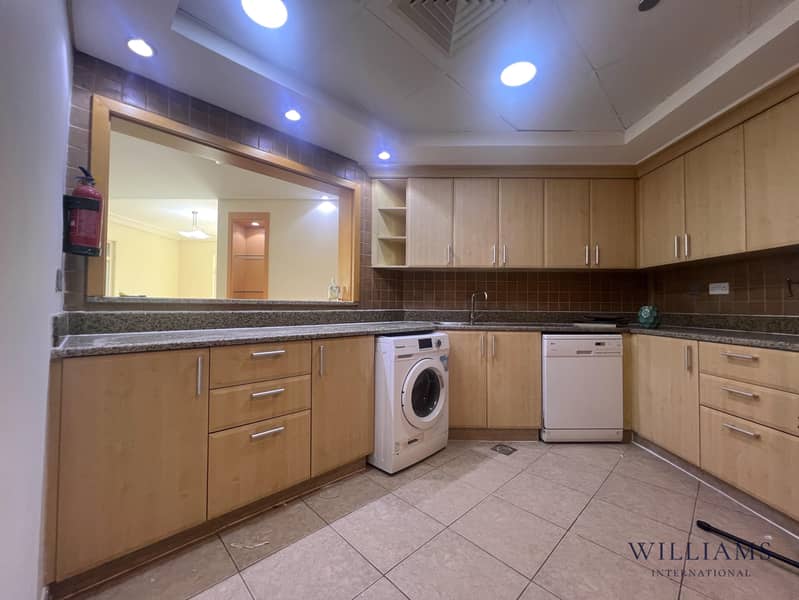 Park-Facing | Beach Access |Spacious Family Layout